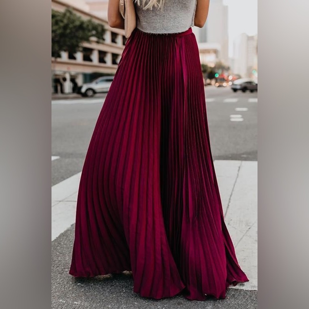 Vici Maxi Skirt - Picture 2 of 7